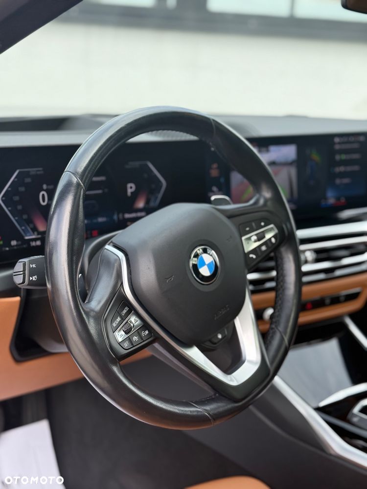 BMW Seria 3 318d Touring M Sport - 31