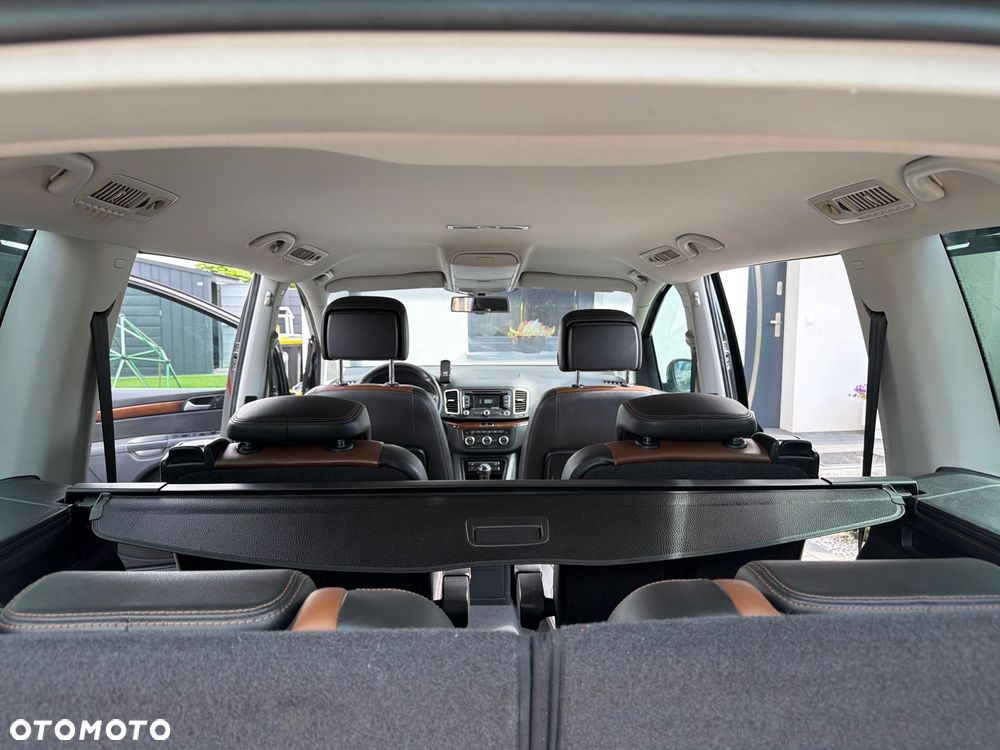 Volkswagen Sharan 2.0 TDI Exclusive Edition - 22