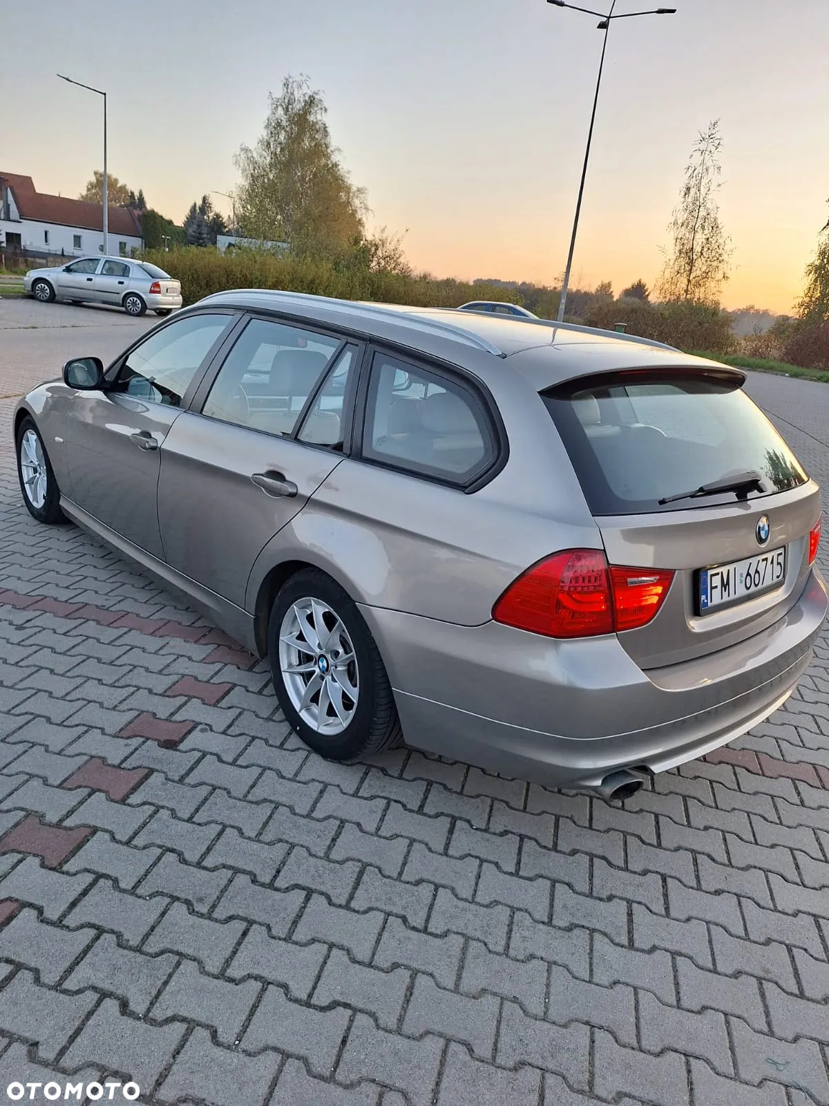 BMW Seria 3 - 11