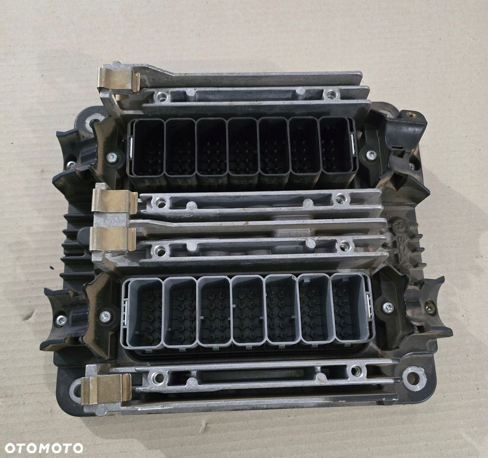 STEROWNIK SILNIKA S8 SCANIA DC13 147