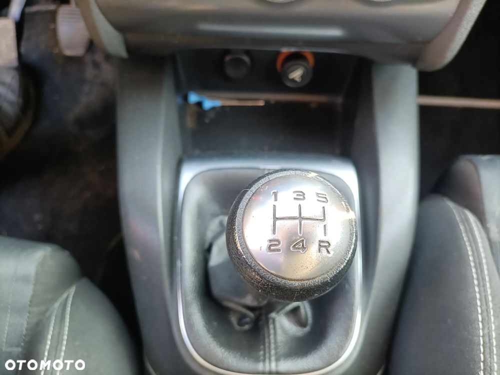 Citroën C4 1.6 HDi Attraction - 23