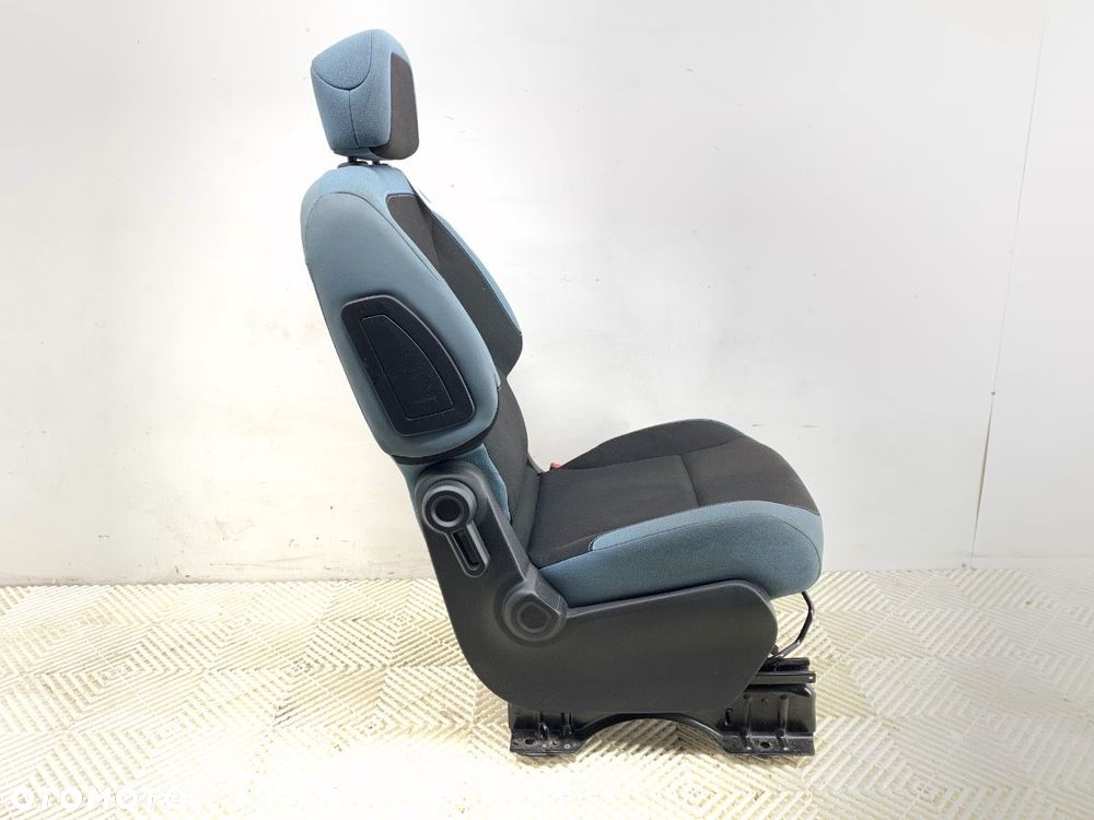 FOTEL PRAWY PRZÓD  CITROEN BERLINGO MULTISPACE (B9) 2008 - 2022 1.6 HDi 90 68 kW [92 KM] olej - 6