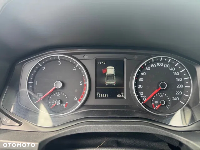 Volkswagen Amarok 3.0 V6 TDI 4Mot Aventura - 8