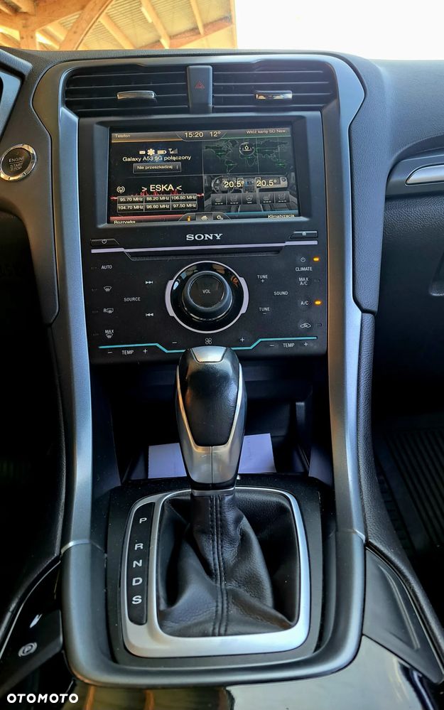 Ford Fusion 2.0 EcoBoost Titanium - 15