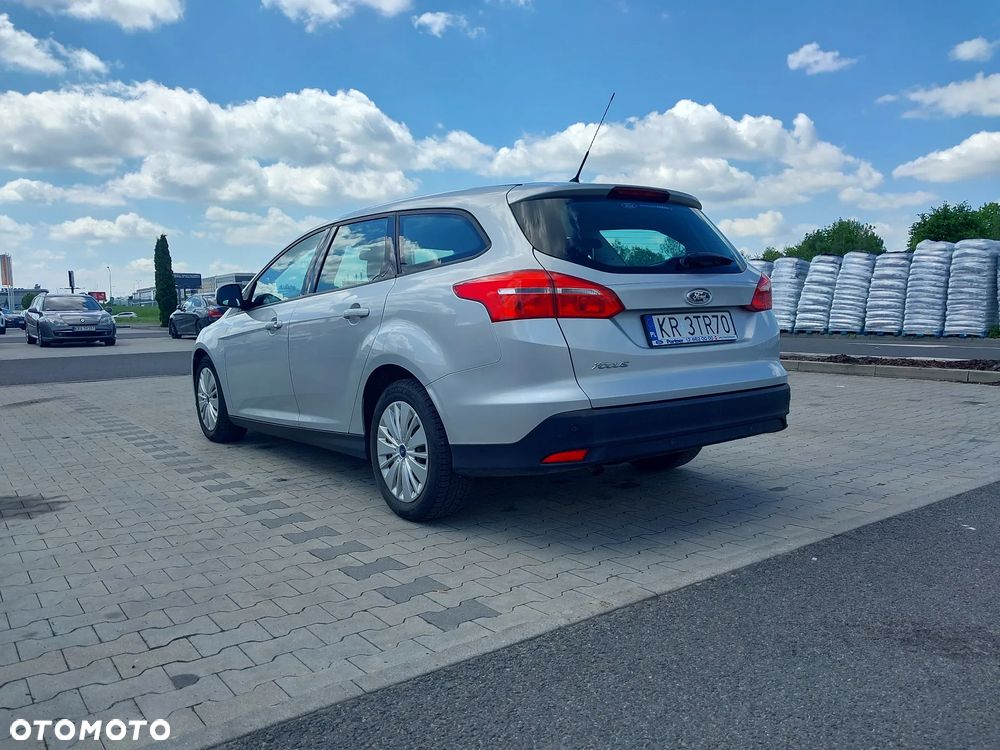 Ford Focus 1.5 TDCi Trend - 11