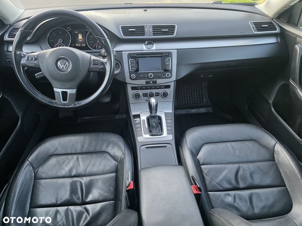 Volkswagen Passat - 5