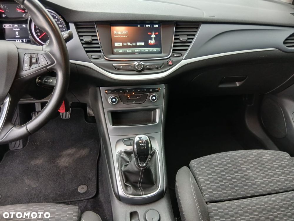Opel Astra 1.4 Turbo Edition - 24