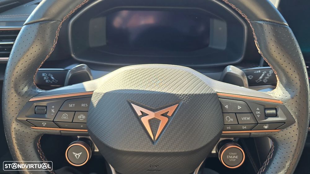 Cupra Leon 1.5 eTSI DSG - 32