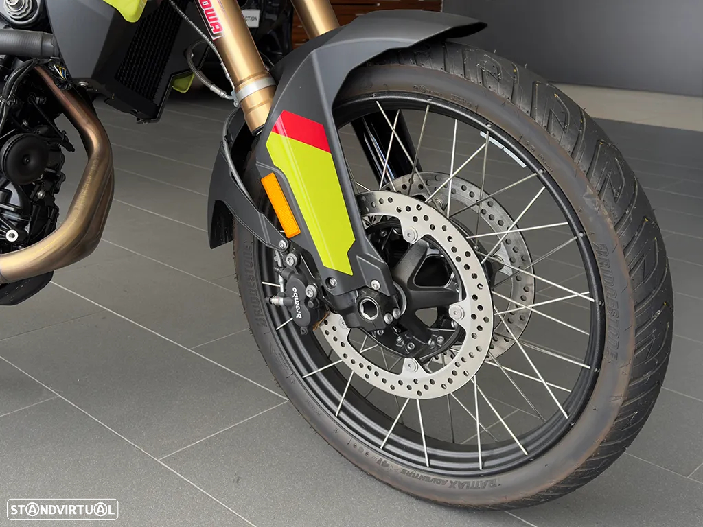 BMW F 900 GS - 10