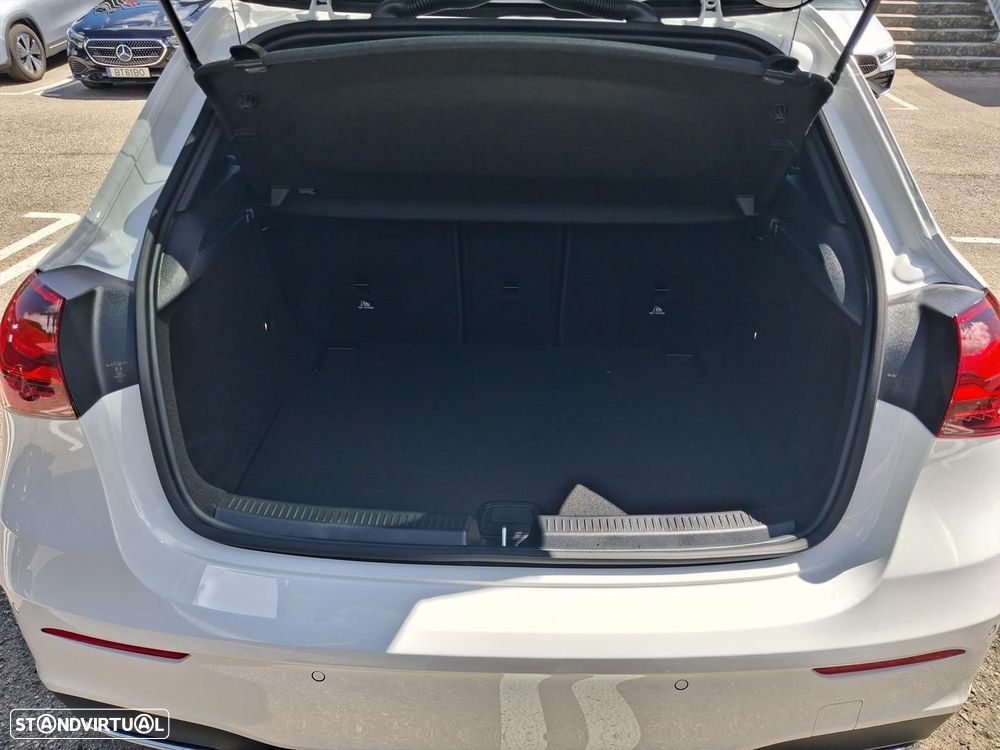 Mercedes-Benz A 180 - 17