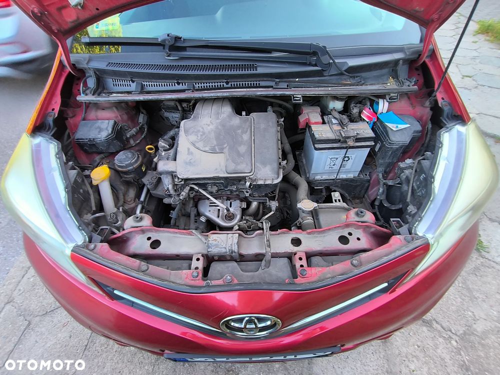 Toyota Yaris - 11