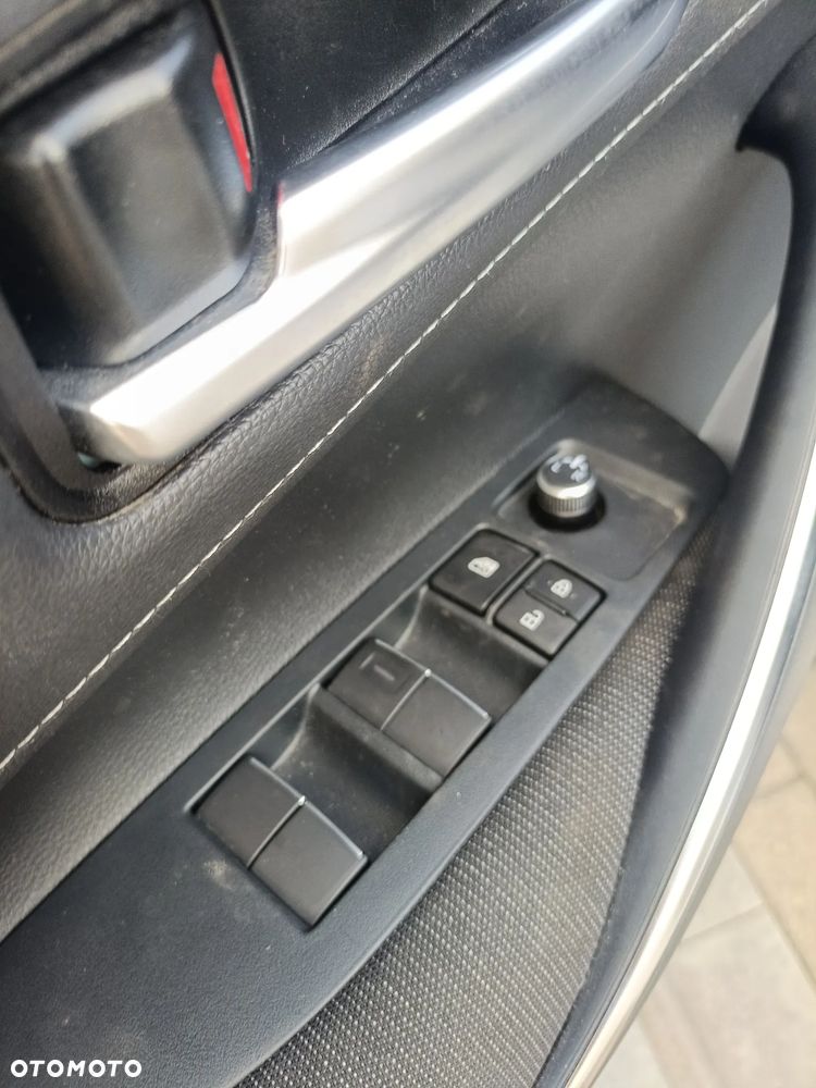 Toyota Corolla 1.8 Hybrid Comfort - 16