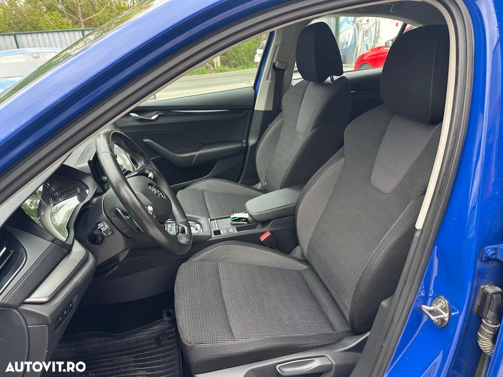 Skoda Octavia 2.0 TDI DSG Ambition - 11