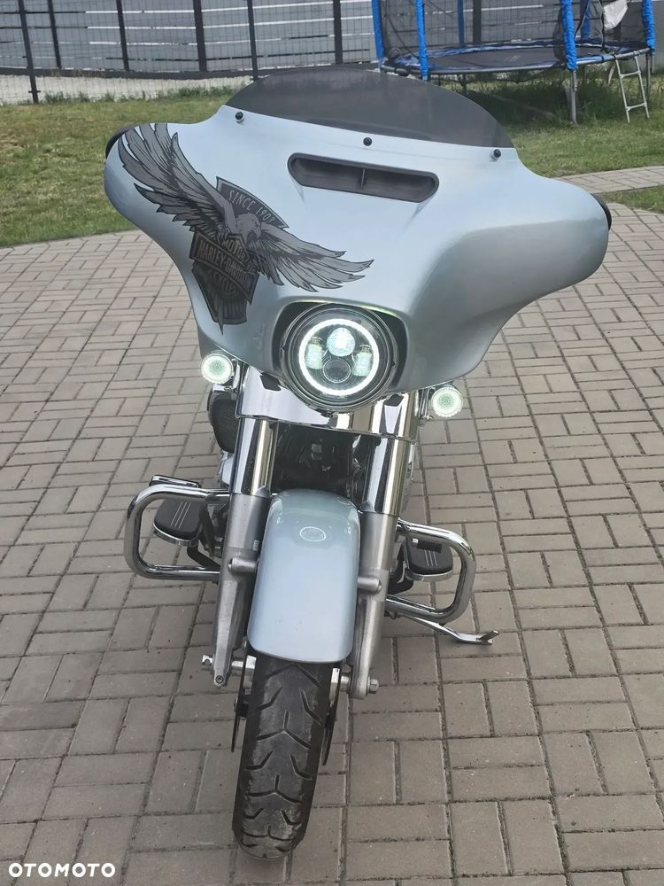 Harley-Davidson Touring Street Glide - 13