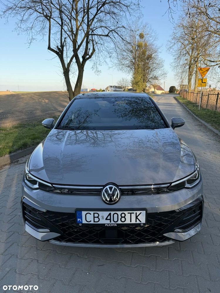 Volkswagen Golf 1.5 eTSI mHEV R-Line Plus DSG - 11