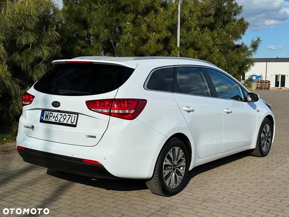 Kia Ceed 1.6 CRDi L - 12