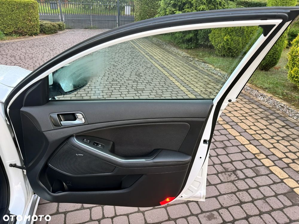 Kia Optima 2.0 CVVT Spirit - 36