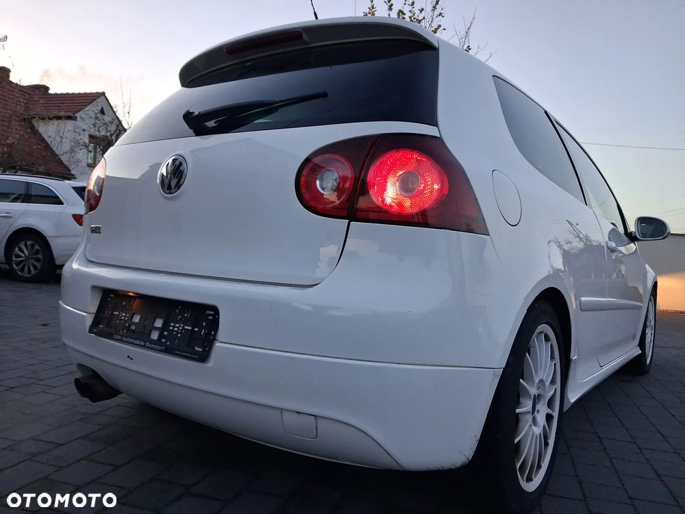 Volkswagen Golf 2.0 GTI - 9