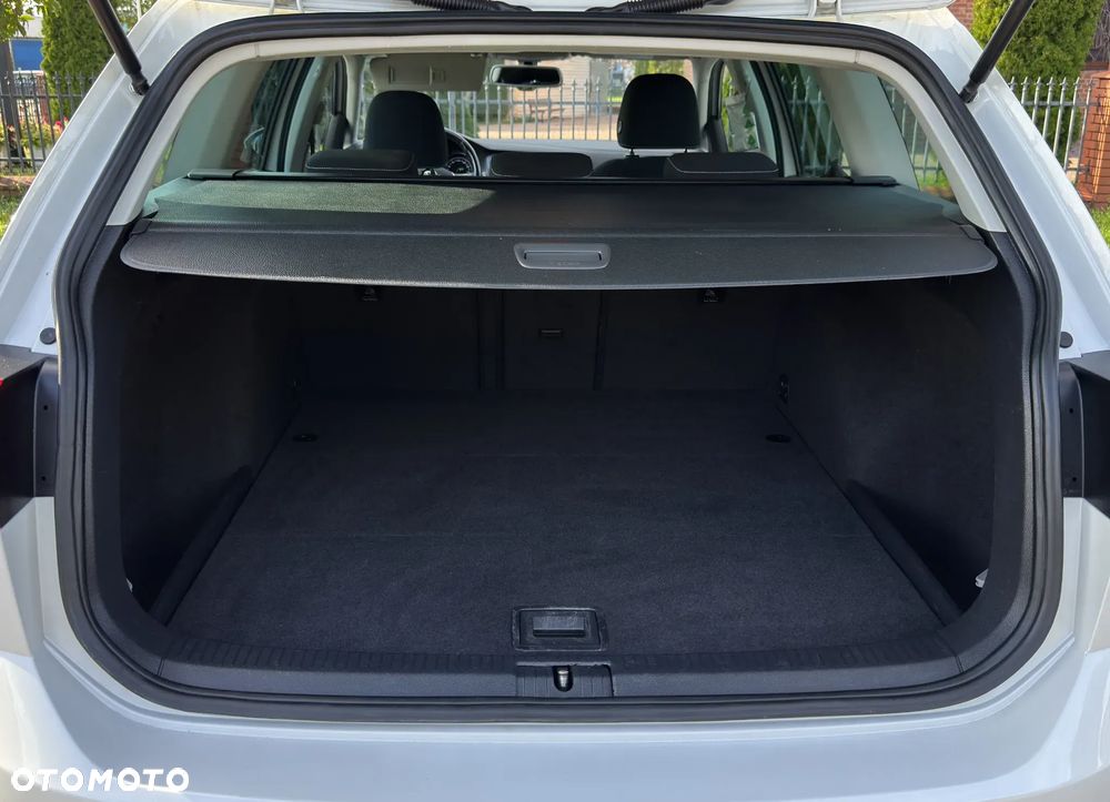 Volkswagen Golf - 14