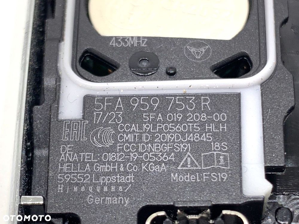 KLUCZYK  CUPRA BORN (K11) 2021 - 2022 77 e-boost 170 kW [231 KM] elektryczny 2021 - 2022 5FA959753R - 6