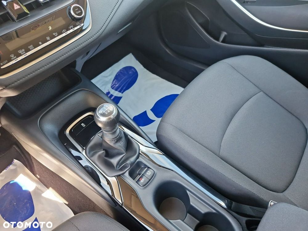 Toyota Corolla - 14