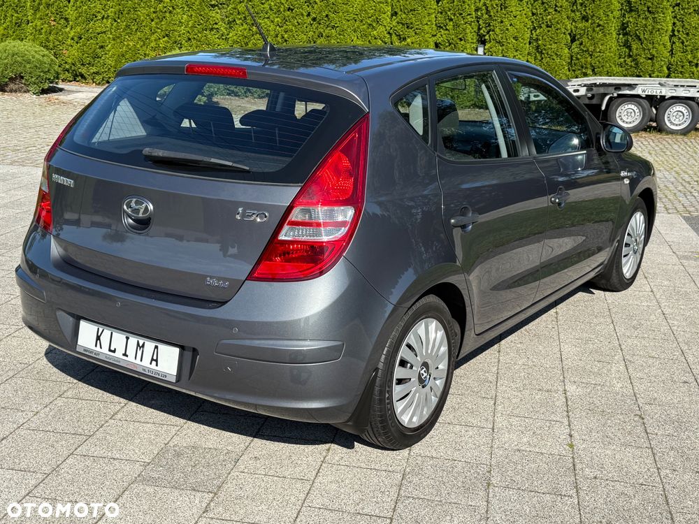 Hyundai i30 1.4 Blue Comfort - 28