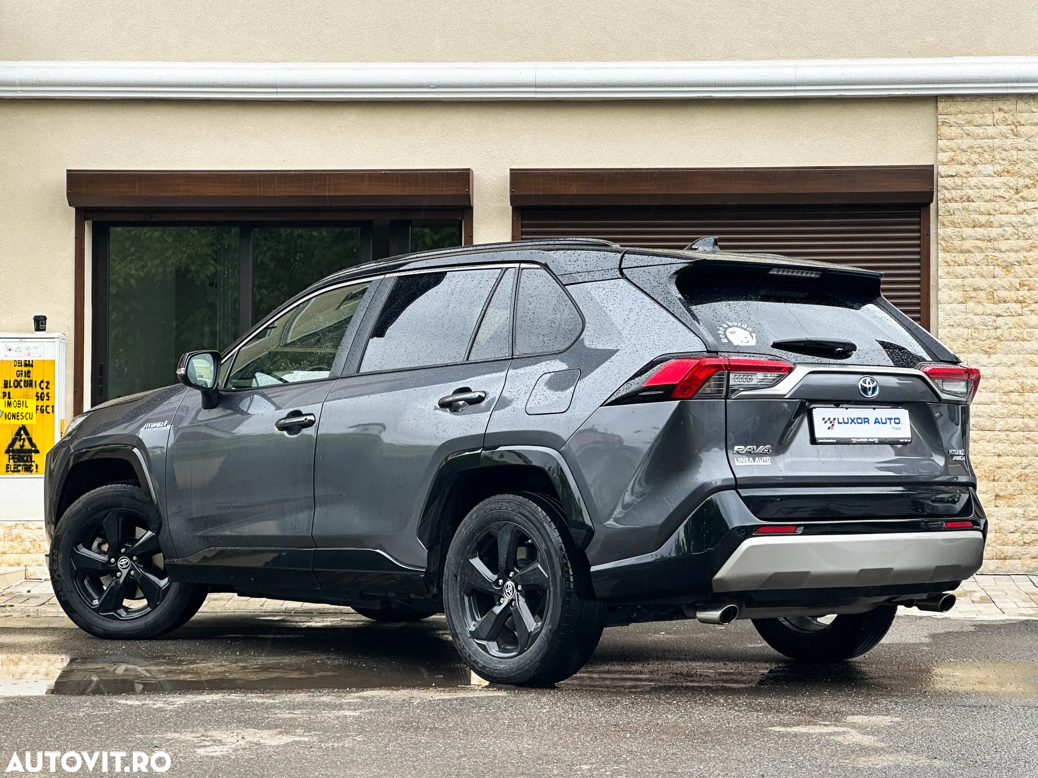 Toyota RAV4 2.5 4x4 Hybrid Lounge - 5