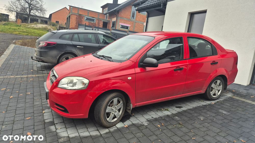 Chevrolet Aveo - 3