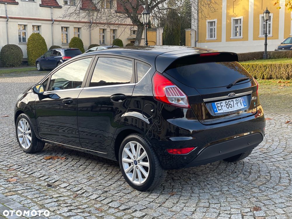 Ford Fiesta 1.5 TDCi ECOnetic Titanium ASS - 2