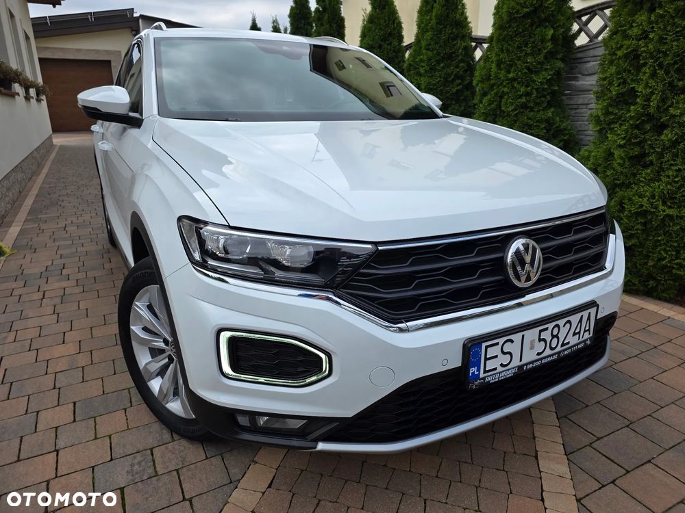 Volkswagen T-Roc - 12