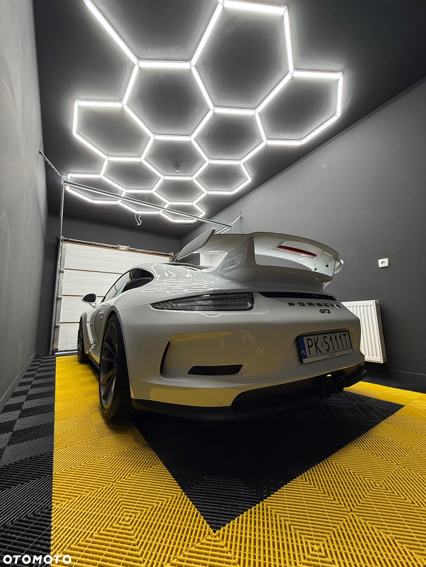 Porsche 911 GT3 - 4