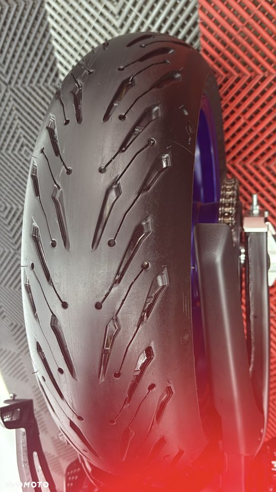Yamaha MT - 17
