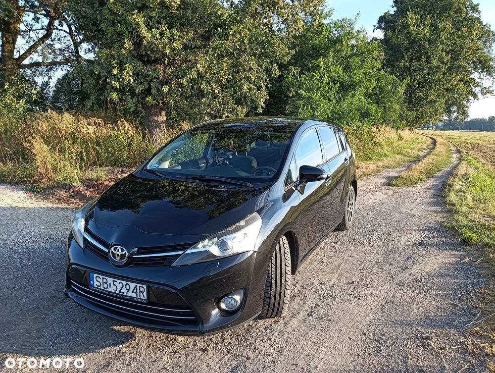 Toyota Verso 1.6 D-4D Active 7os - 8