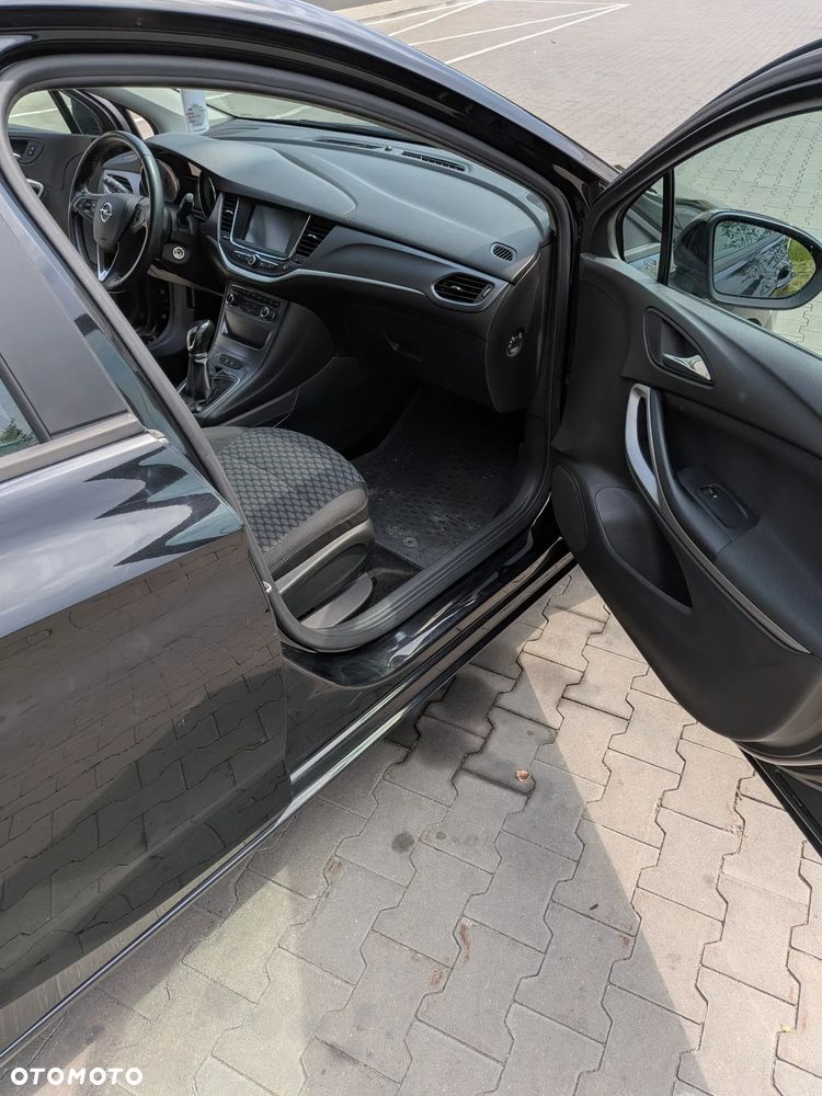 Opel Astra 1.4 T Enjoy - 10