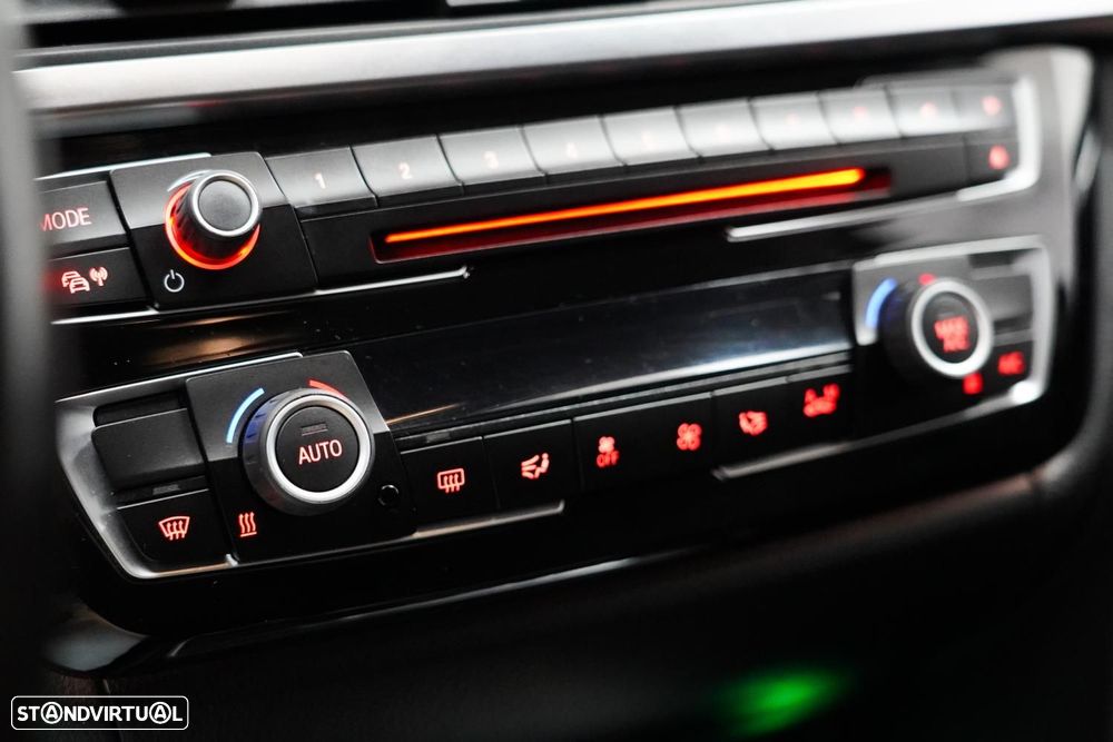 BMW 330 e iPerformance - 17