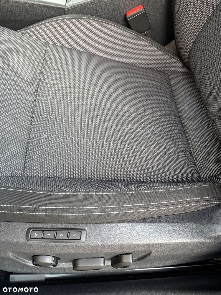 Skoda Superb 2.0 TDI SCR Style DSG - 17