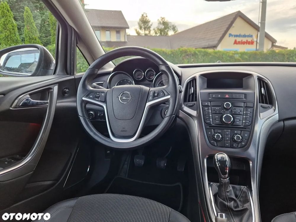 Opel Astra 1.4 T Cosmo S&S - 7