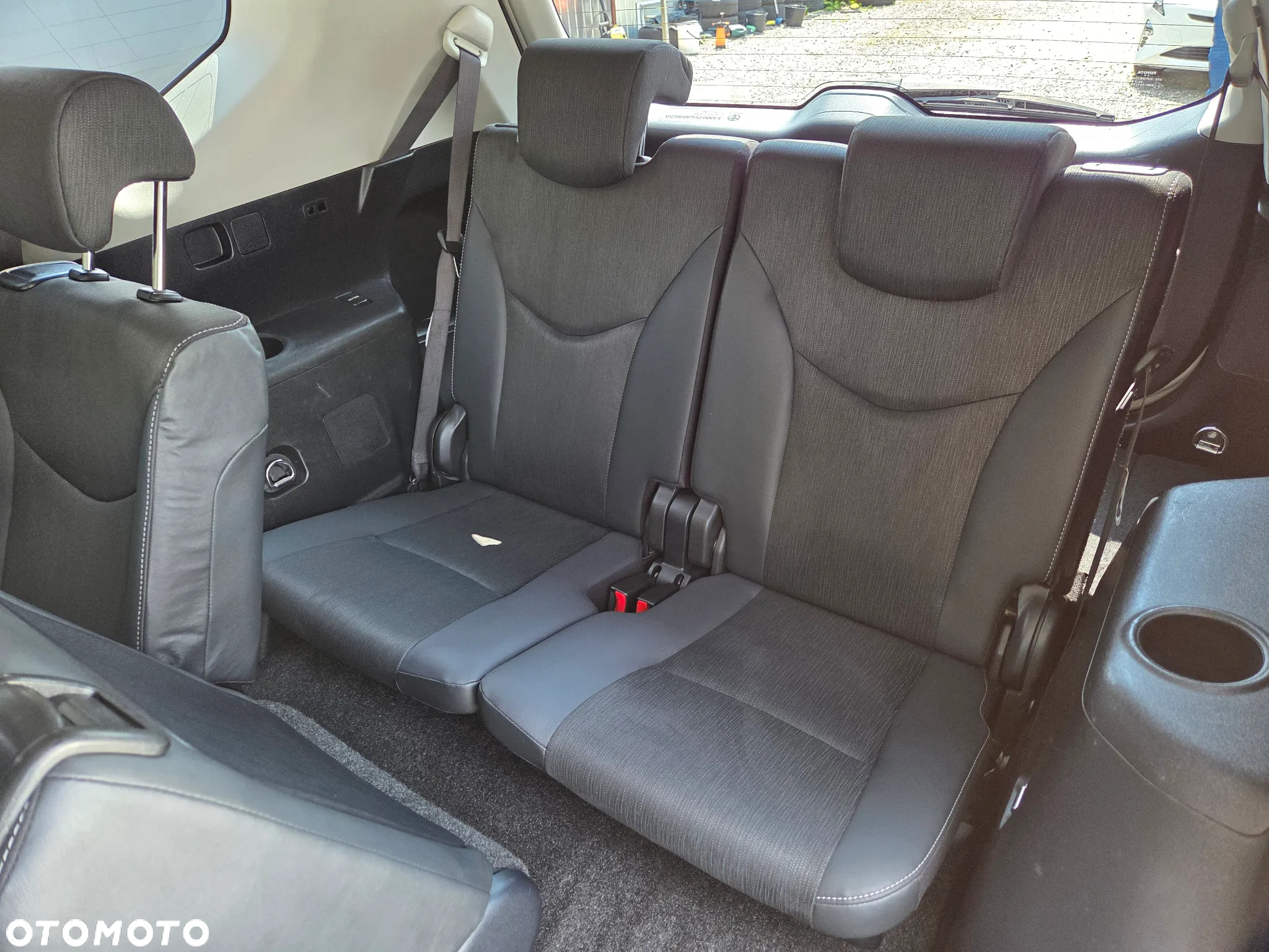 Toyota Prius+ (Hybrid) Executive - 13
