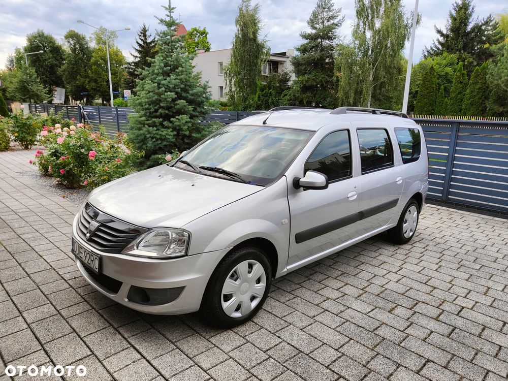 Dacia Logan 1.6 16V Laureate - 8