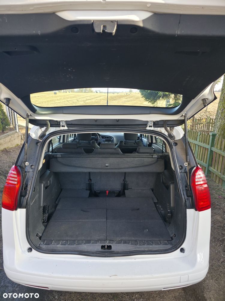 Peugeot 5008 - 13