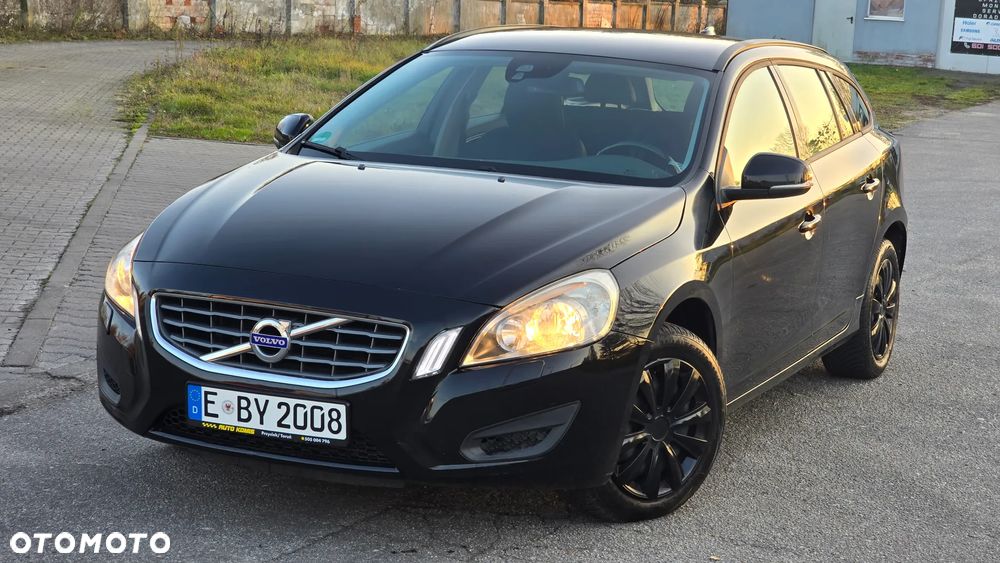 Volvo V60 D4 Geartronic RDesign - 1