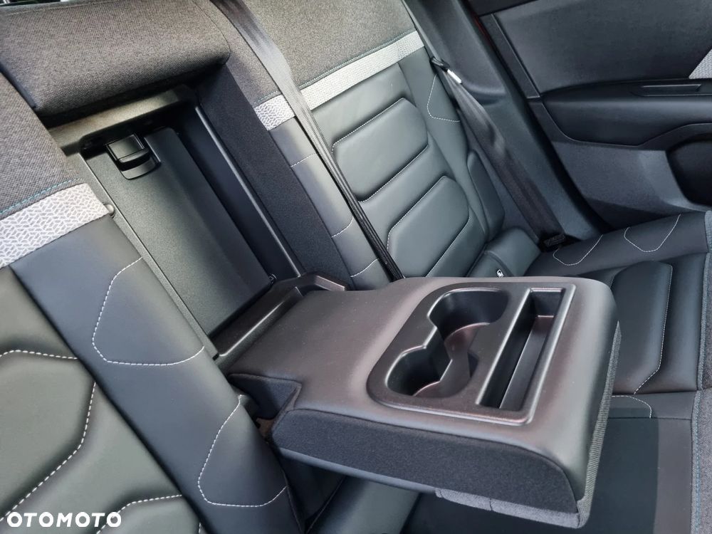 Citroën C4 PureTech 130 Stop&Start SHINE - 23