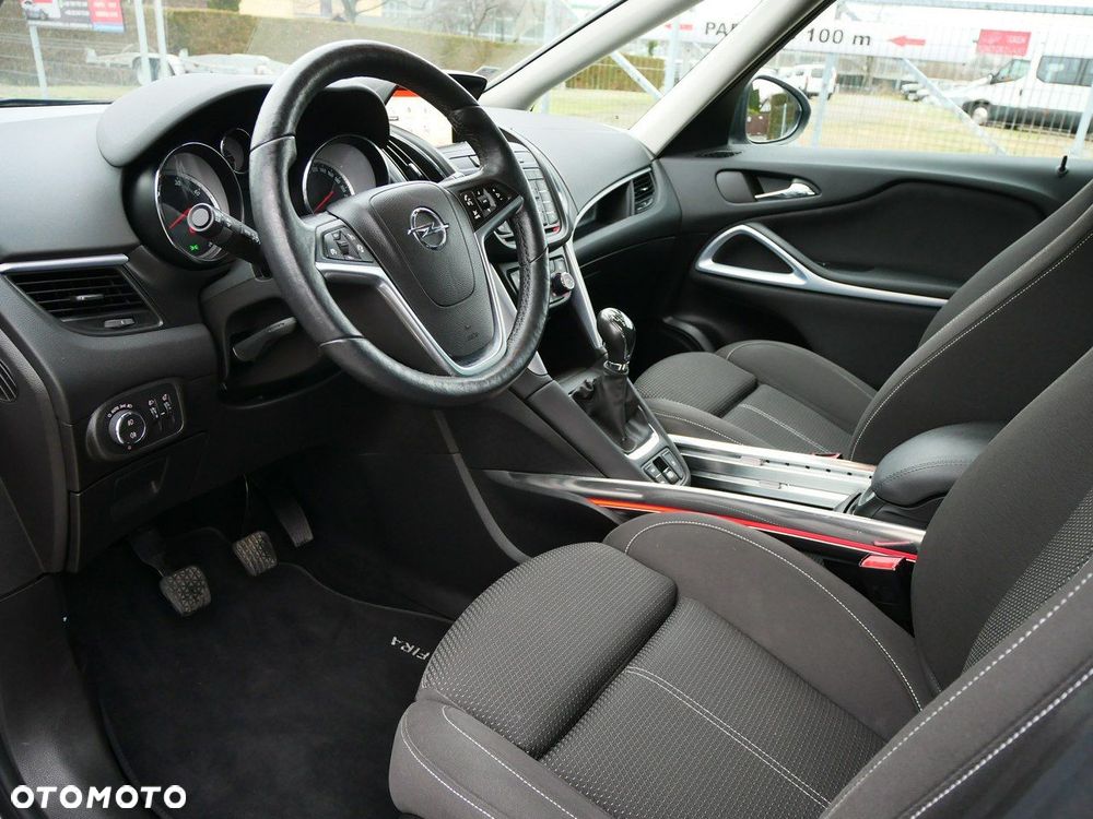 Opel Zafira - 4