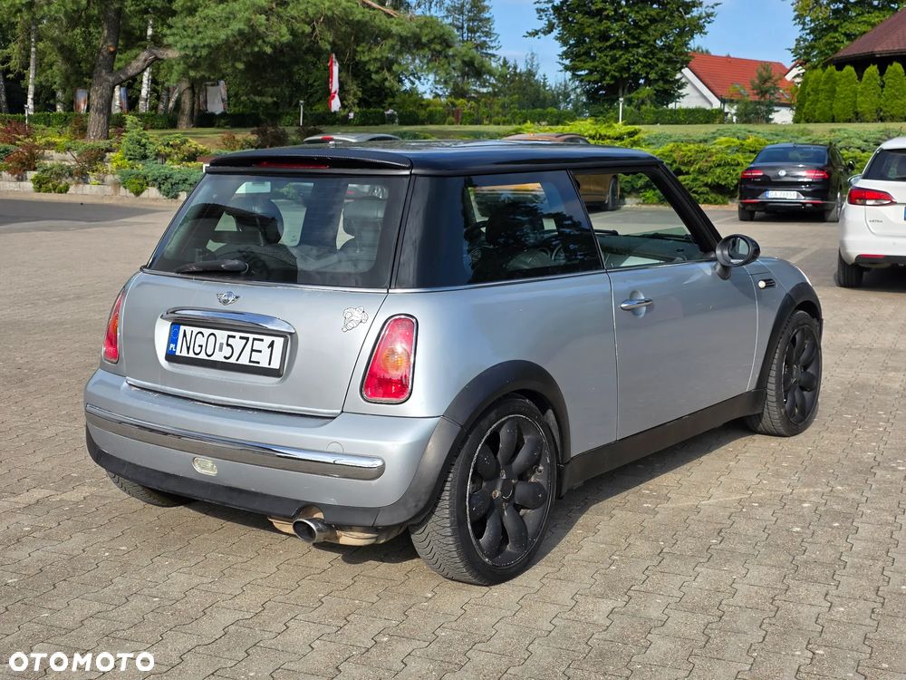 MINI Cooper chili - 7