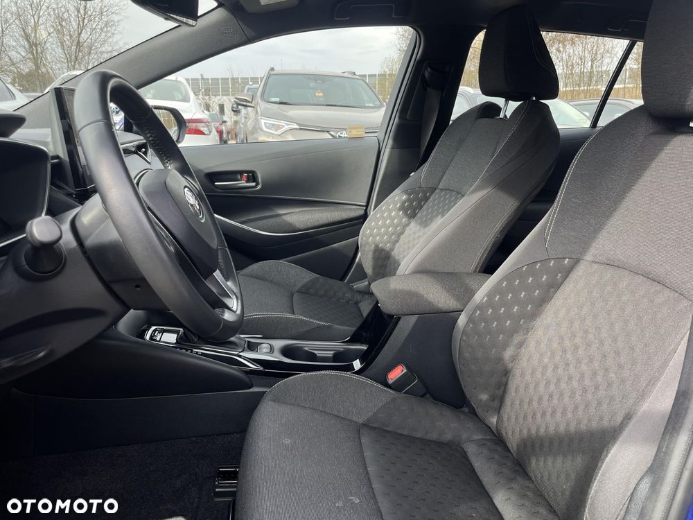 Toyota Corolla 1.8 Hybrid Comfort - 17