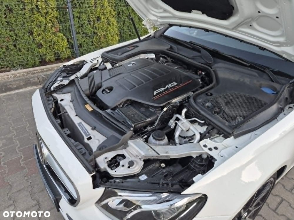 Mercedes-Benz Klasa E - 4