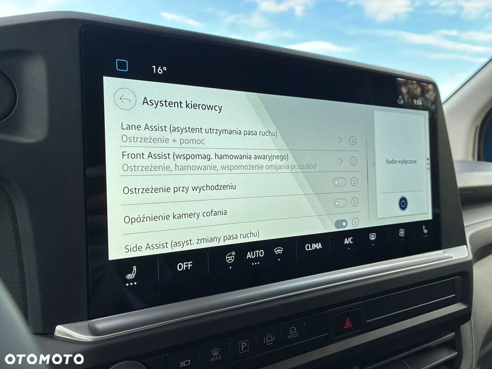 Volkswagen Transporter Kombi TDI L2H1 M1 - 22