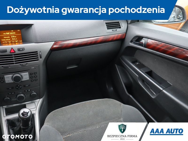 Opel Astra - 10