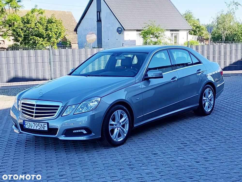 Mercedes-Benz Klasa E - 17