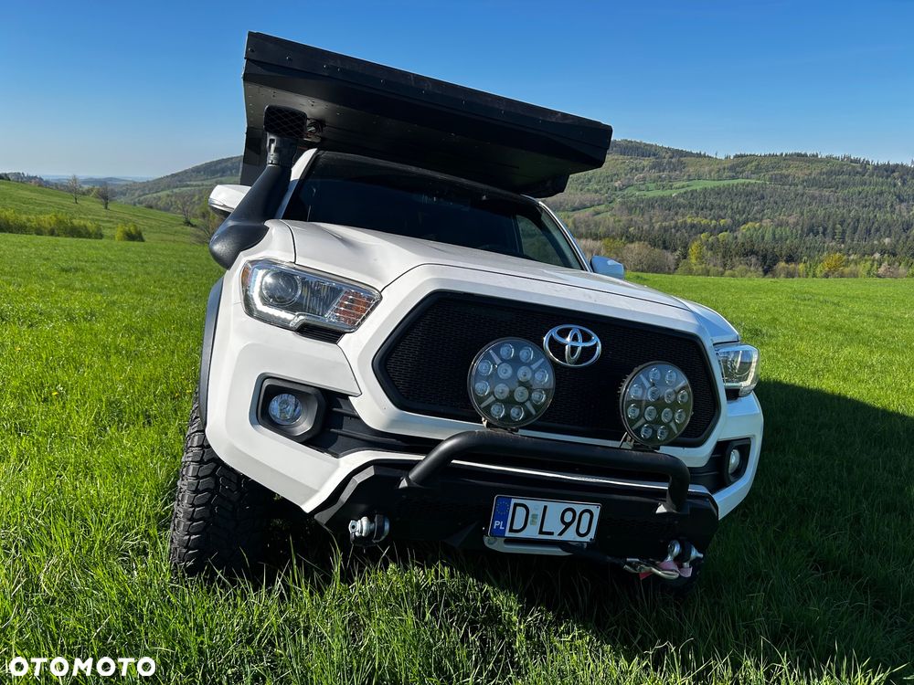 Toyota Tacoma - 20